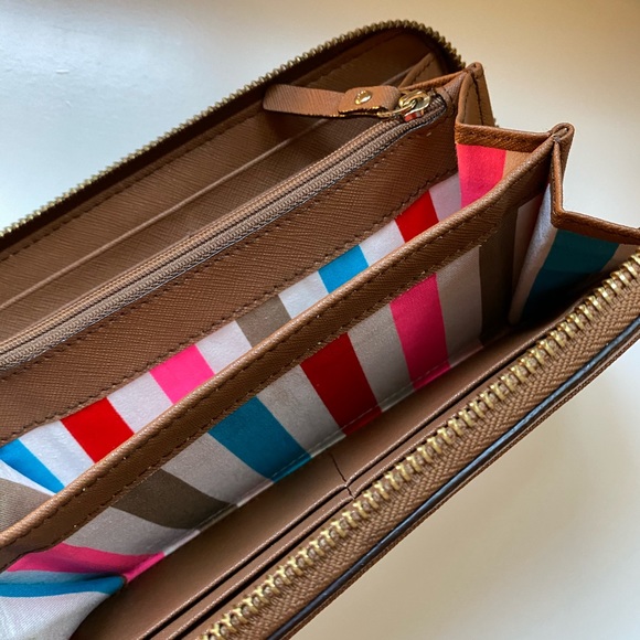 Kate Spade Wallet - Picture 4 of 6